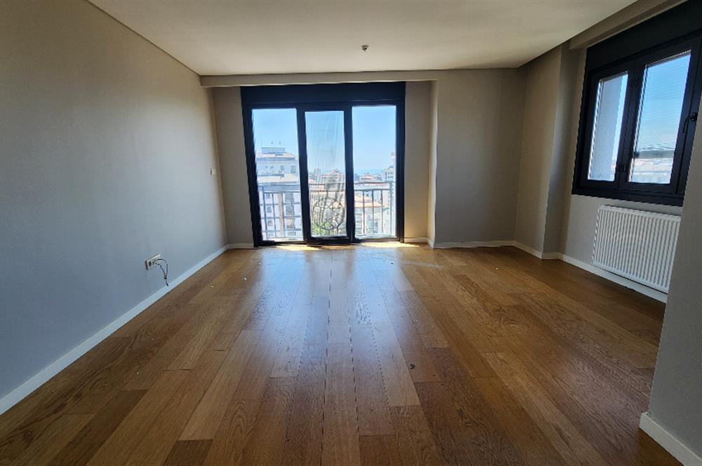 ŞENESENEVLER GÜVENLİKLİ DENİZ MANZARALI YENİ SİTEDE 2+1 90 m2