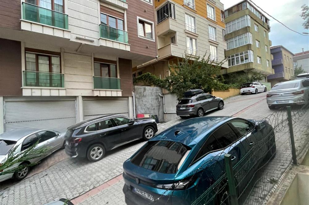 ATAŞEHİR KAYIŞDAĞINDA SİTE İÇİNDE 3+1 SATILIK DAİRE