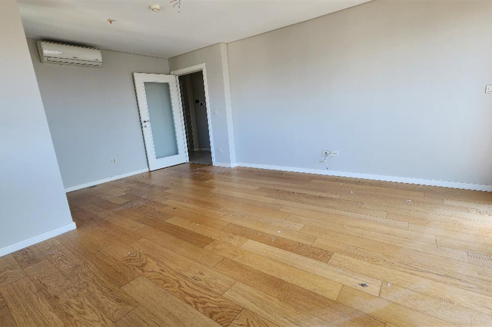 ŞENESENEVLER GÜVENLİKLİ DENİZ MANZARALI YENİ SİTEDE 2+1 90 m2