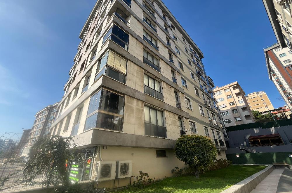 ATAŞEHİR NİLÜFER KONAKLARI SATILIK 2+1 DAİRE METROYA YAKIN