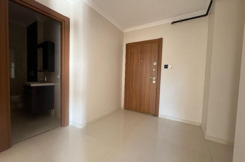 ATAŞEHİR NİLÜFER KONAKLARI SATILIK 2+1 DAİRE METROYA YAKIN