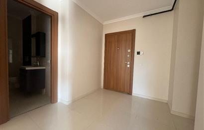 ATAŞEHİR NİLÜFER KONAKLARI SATILIK 2+1 DAİRE METROYA YAKIN