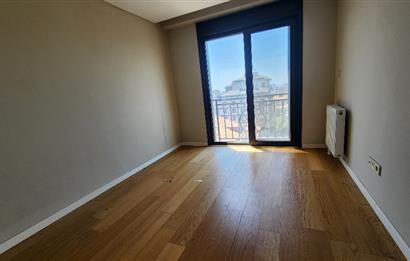 ŞENESENEVLER GÜVENLİKLİ DENİZ MANZARALI YENİ SİTEDE 2+1 90 m2