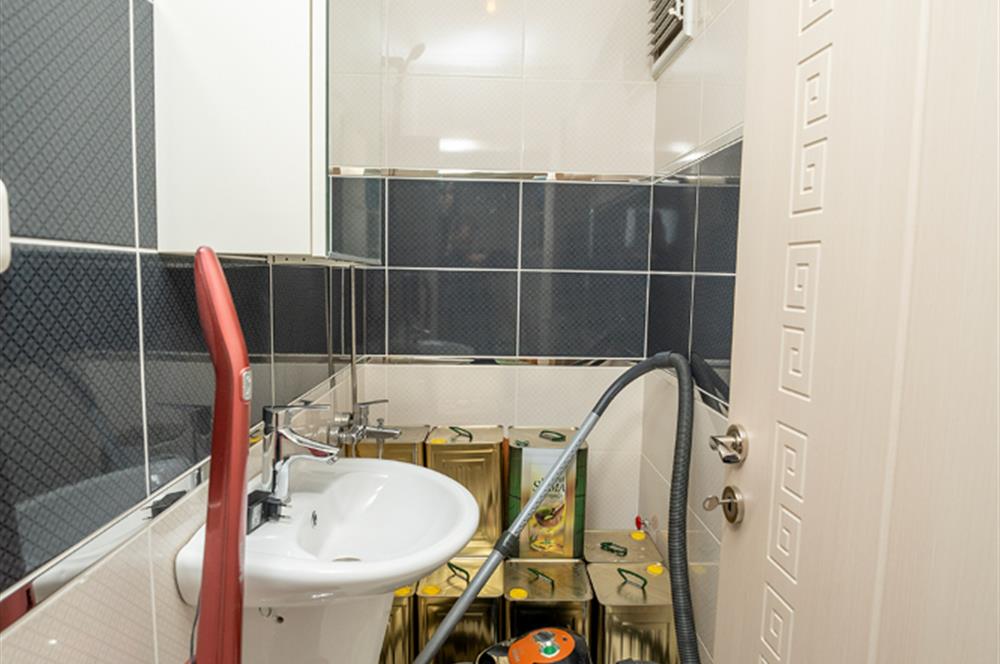 C21 Cius;Eşsiz Deniz, Şehir Manzaralı 4+1 Net 210 m² Ferah Daire