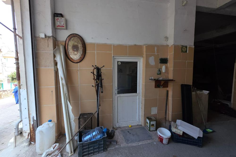 C21 Cius; Umurbey Merkezde Satılık Zeytin Mağazası Dükkan