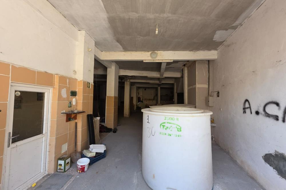 C21 Cius; Umurbey Merkezde Satılık Zeytin Mağazası Dükkan