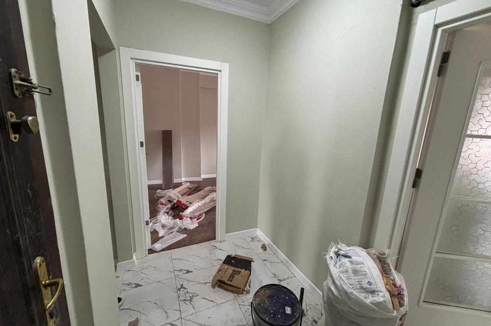 üsküdarda içi yeni yapılı masrafsız  2+1 daire