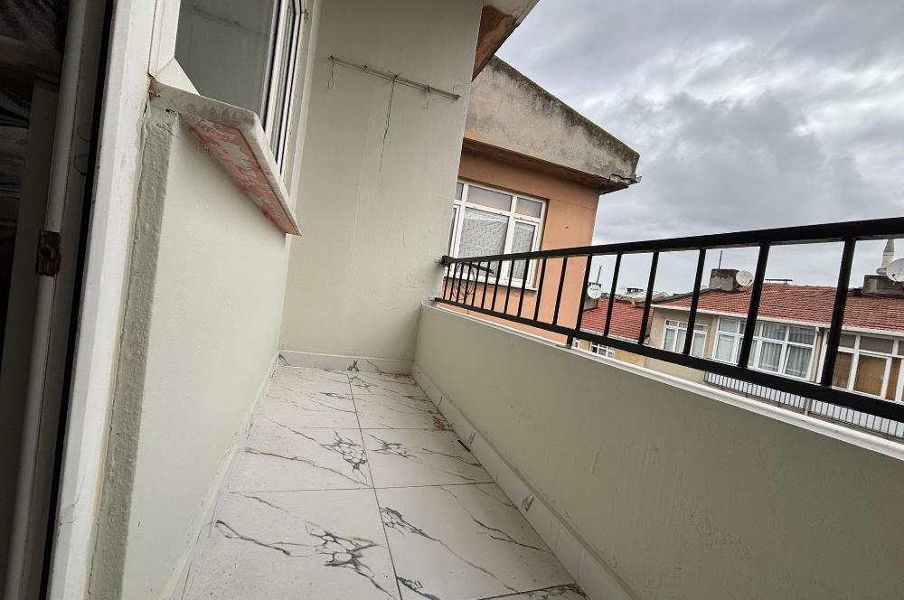 üsküdarda içi yeni yapılı masrafsız  2+1 daire