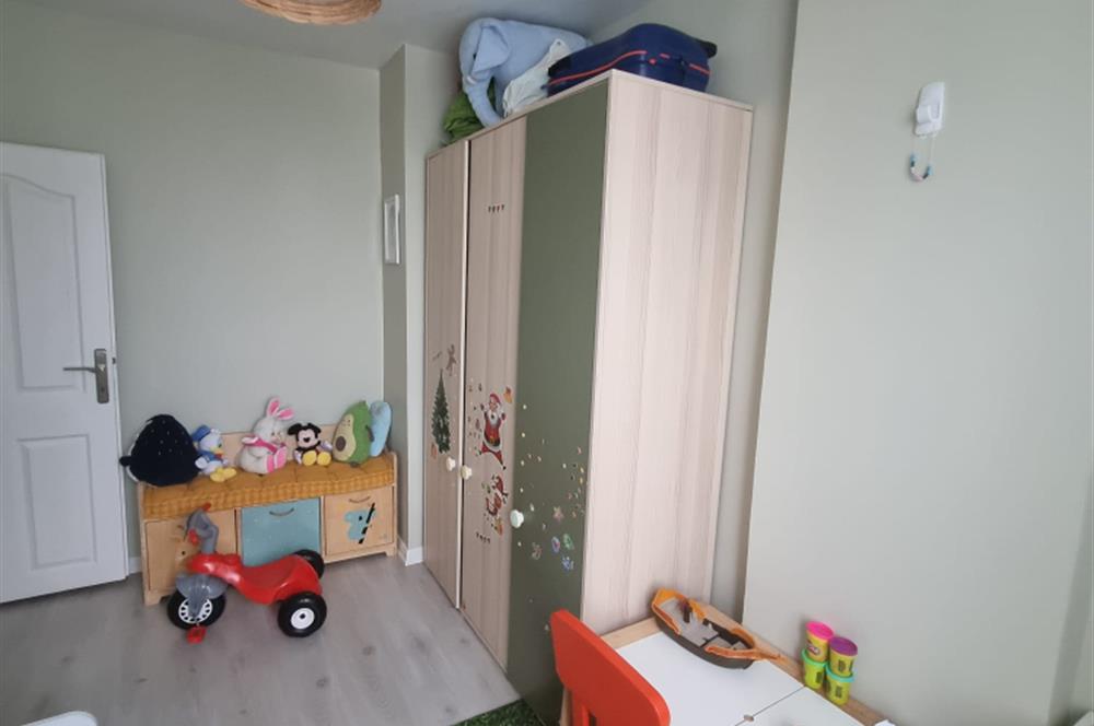 3+1 Ara Kat Daire İçi Komple Yenilenmiş,Masrafsız ,Krediye Uygun