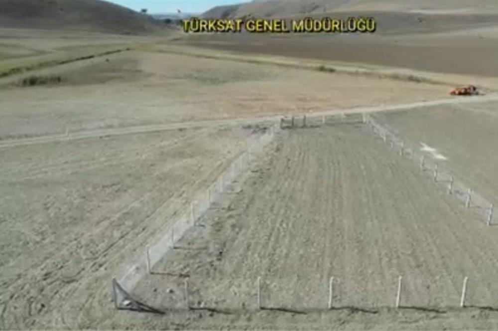 YAĞLIPINAR DA TELLE ÇEVRİLİ BAHÇE YERİ