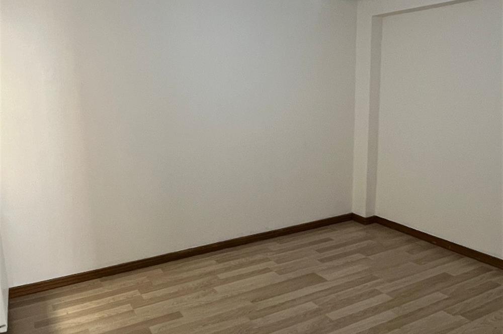 Ümraniye Devlet Hastanesinin Yakınında 2+1 110M² Kiralık Daire