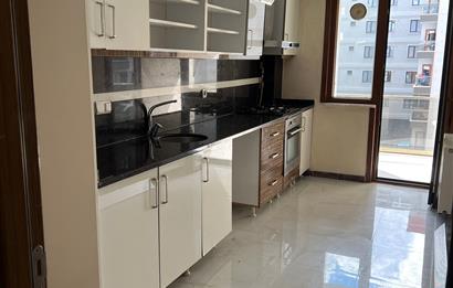 Ümraniye Devlet Hastanesinin Yakınında 2+1 110M² Kiralık Daire