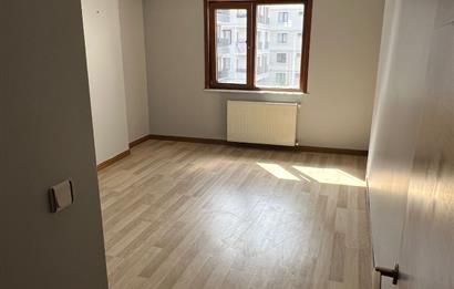 Ümraniye Devlet Hastanesinin Yakınında 2+1 110M² Kiralık Daire