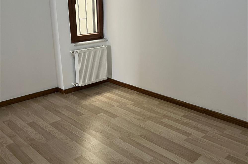 Ümraniye Devlet Hastanesinin Yakınında 2+1 110M² Kiralık Daire