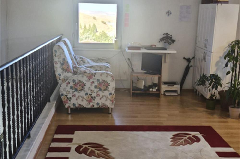 GÖLBAŞI OYACA MAHALLESİ HAYMANA BULVARI ÜZERİNDE SATILIK 3+1 DUBLEKS MÜSTAKİL EV