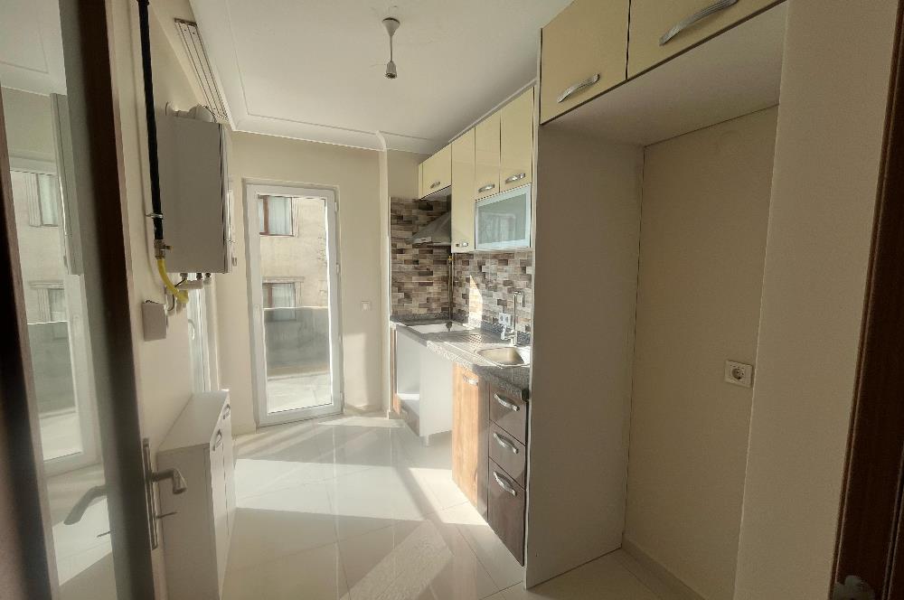 ATAŞEHİR NİLÜFER KONAKLARI SATILIK 2+1 DAİRE METROYA YAKIN