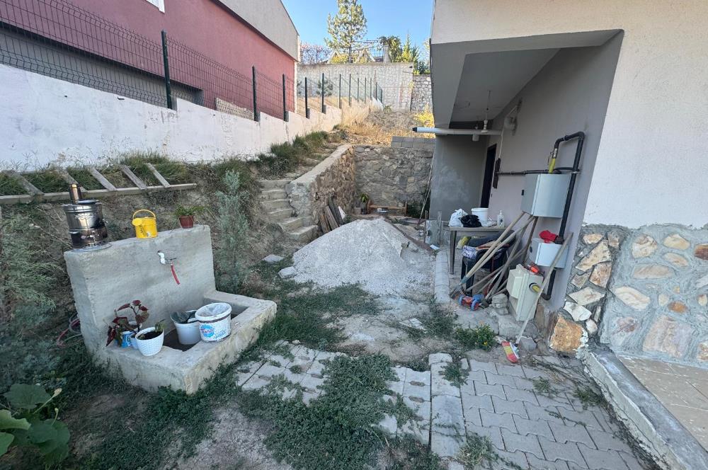 GÖLBAŞI OYACA MAHALLESİ HAYMANA BULVARI ÜZERİNDE SATILIK 3+1 DUBLEKS MÜSTAKİL EV