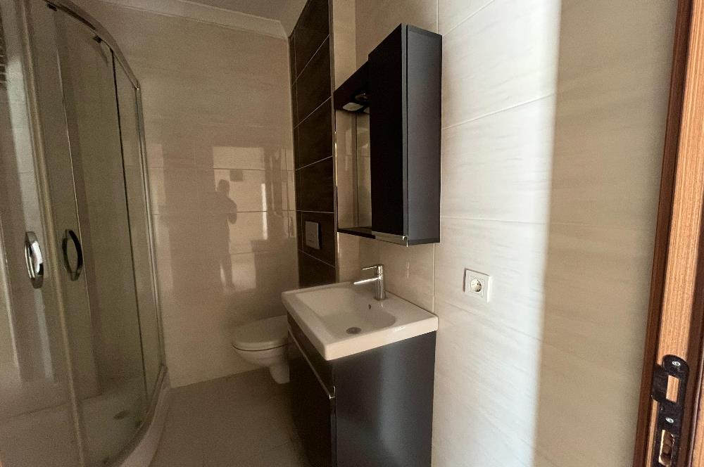 ATAŞEHİR NİLÜFER KONAKLARI SATILIK 2+1 DAİRE METROYA YAKIN