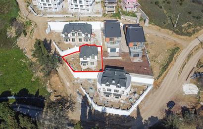 C21 Cius; Çampınar Evlerinde 3,5+1 Modern Müstakil Dubleks Villa