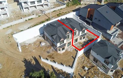 C21 Cius; Çampınar Evleri'nde 3,5+1 Modern Satılık Dubleks Villa
