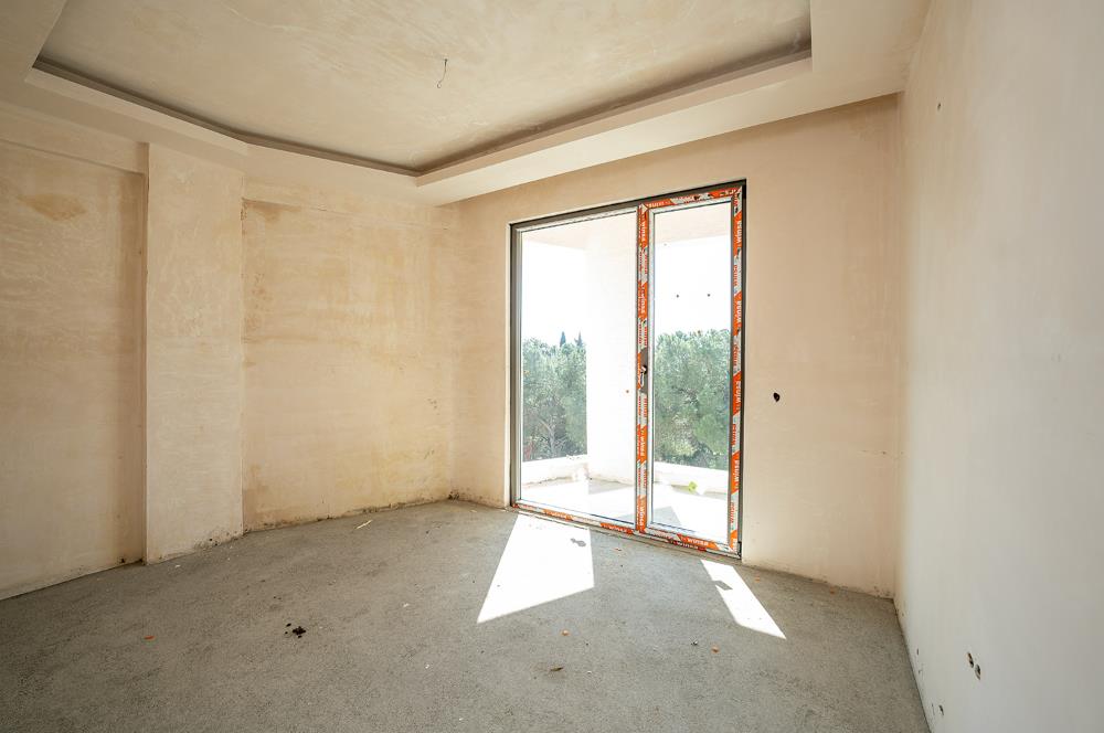 C21 Cius; Çampınar Evlerinde 4,5+1 Modern Tripleks Teraslı Villa