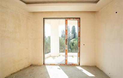 C21 Cius; Çampınar Evlerinde 4,5+1 Modern Tripleks Teraslı Villa