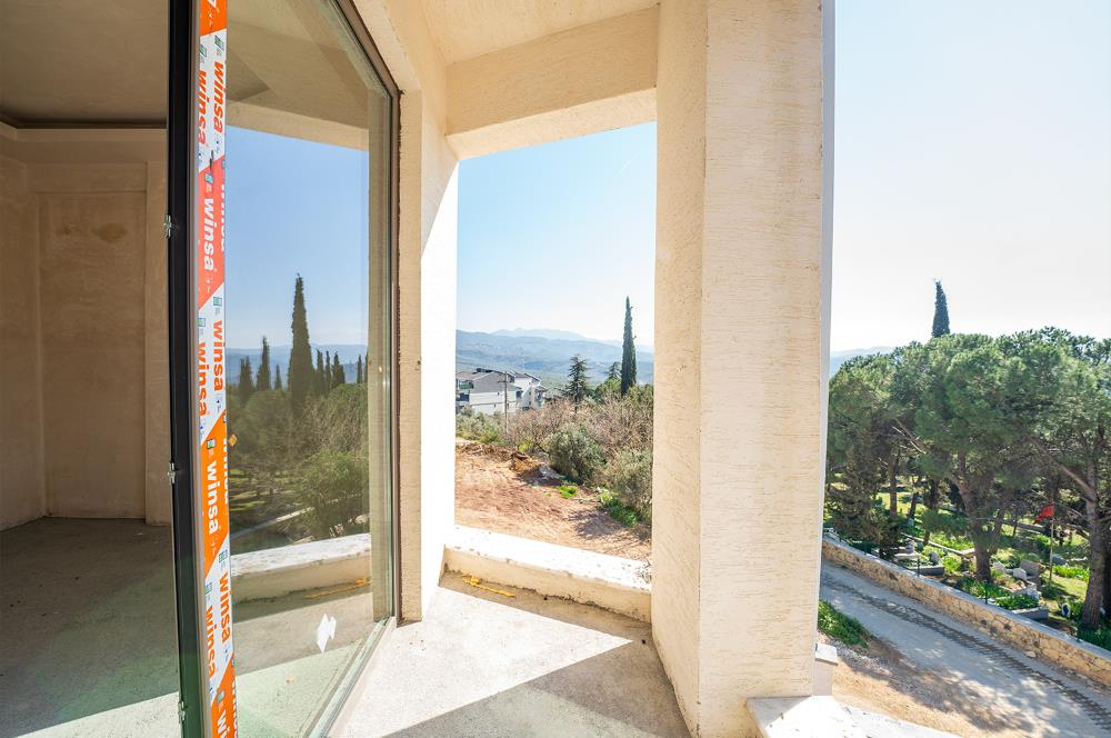 C21 Cius; Çampınar Evlerinde 4,5+1 Modern Tripleks Teraslı Villa