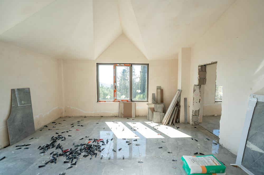 C21 Cius; Çampınar Evlerinde 4,5+1 Modern Tripleks Teraslı Villa