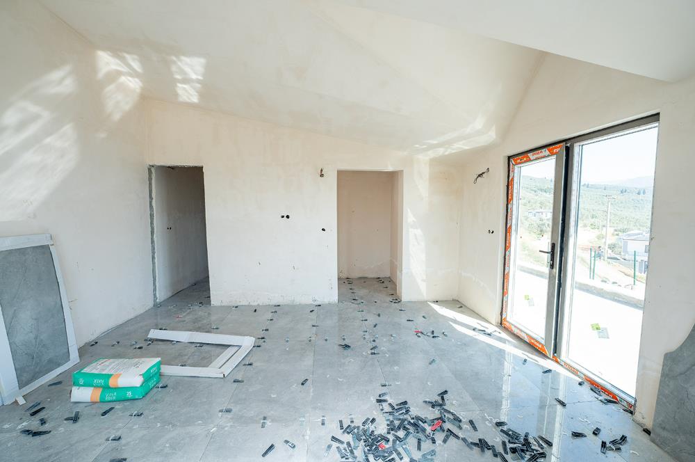 C21 Cius; Çampınar Evlerinde 4,5+1 Modern Tripleks Teraslı Villa
