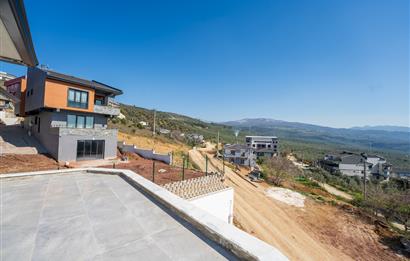 C21 Cius; Çampınar Evlerinde 4,5+1 Modern Tripleks Teraslı Villa