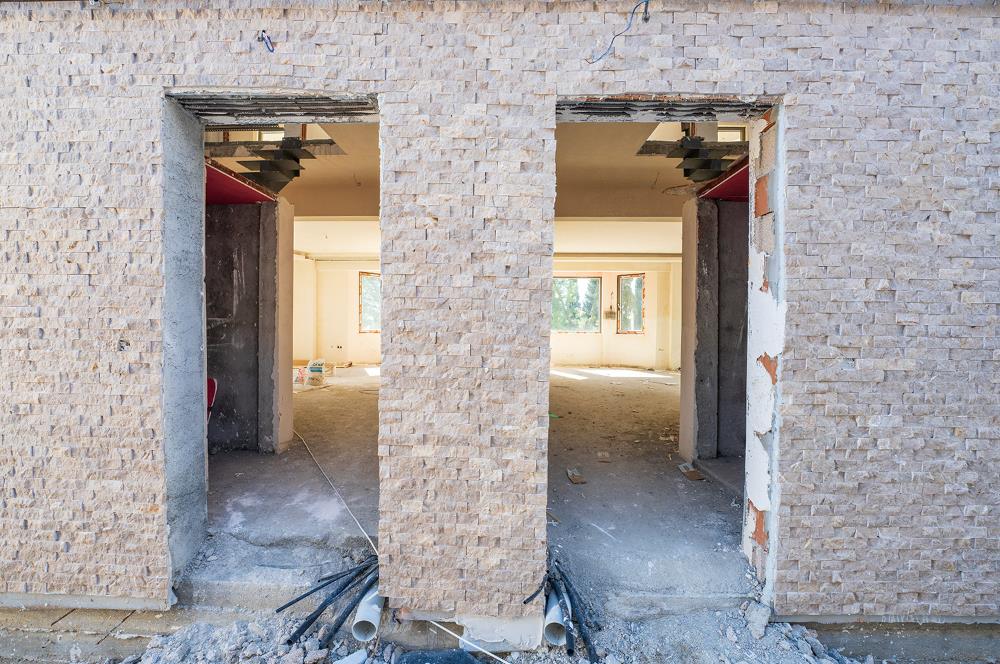 C21 Cius; Çampınar Evlerinde 4,5+1 Modern Tripleks Teraslı Villa