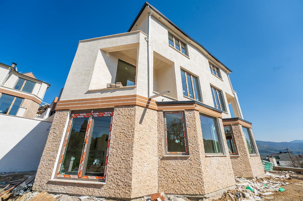C21 Cius; Çampınar Evlerinde 4,5+1 Modern Tripleks Teraslı Villa