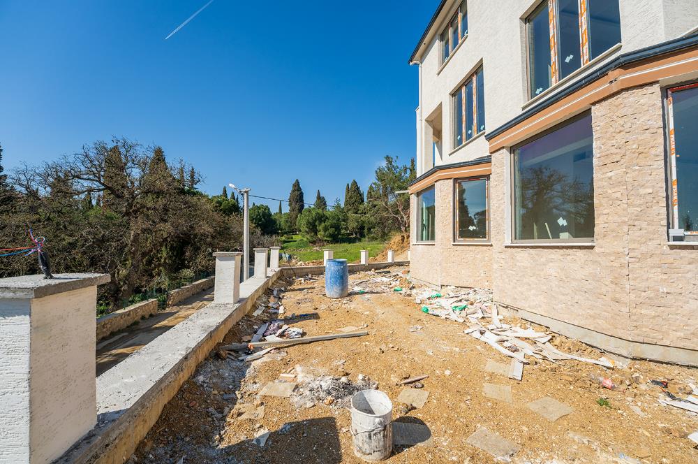 C21 Cius; Çampınar Evlerinde 4,5+1 Modern Tripleks Teraslı Villa