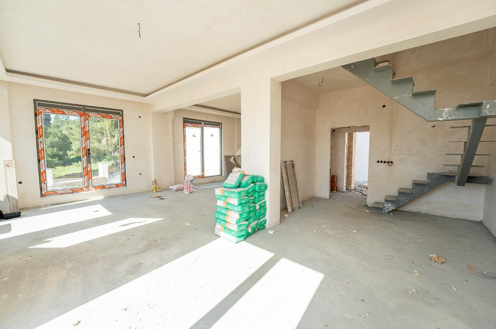 C21 Cius; Çampınar Evlerinde 3,5+1 Modern Müstakil Dubleks Villa