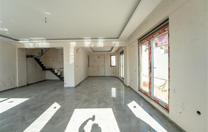 C21 Cius; Çampınar Evleri'nde 3,5+1 Modern Satılık Dubleks Villa