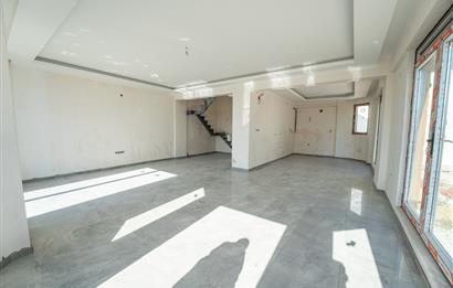 C21 Cius; Çampınar Evleri'nde 3,5+1 Modern Satılık Dubleks Villa