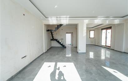 C21 Cius; Çampınar Evleri'nde 3,5+1 Modern Satılık Dubleks Villa