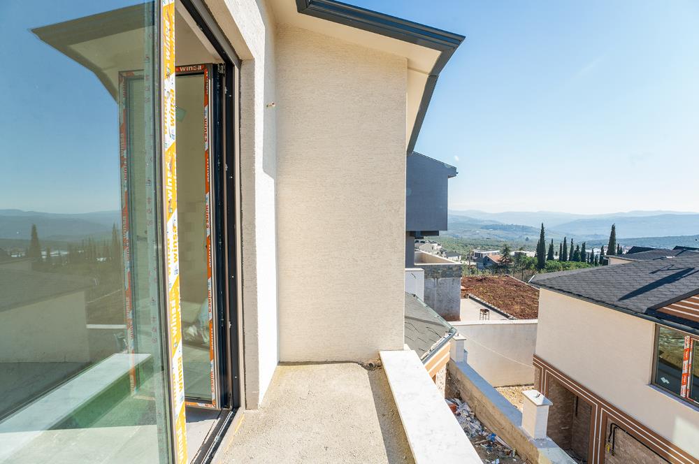 C21 Cius; Çampınar Evleri'nde 3,5+1 Modern Satılık Dubleks Villa