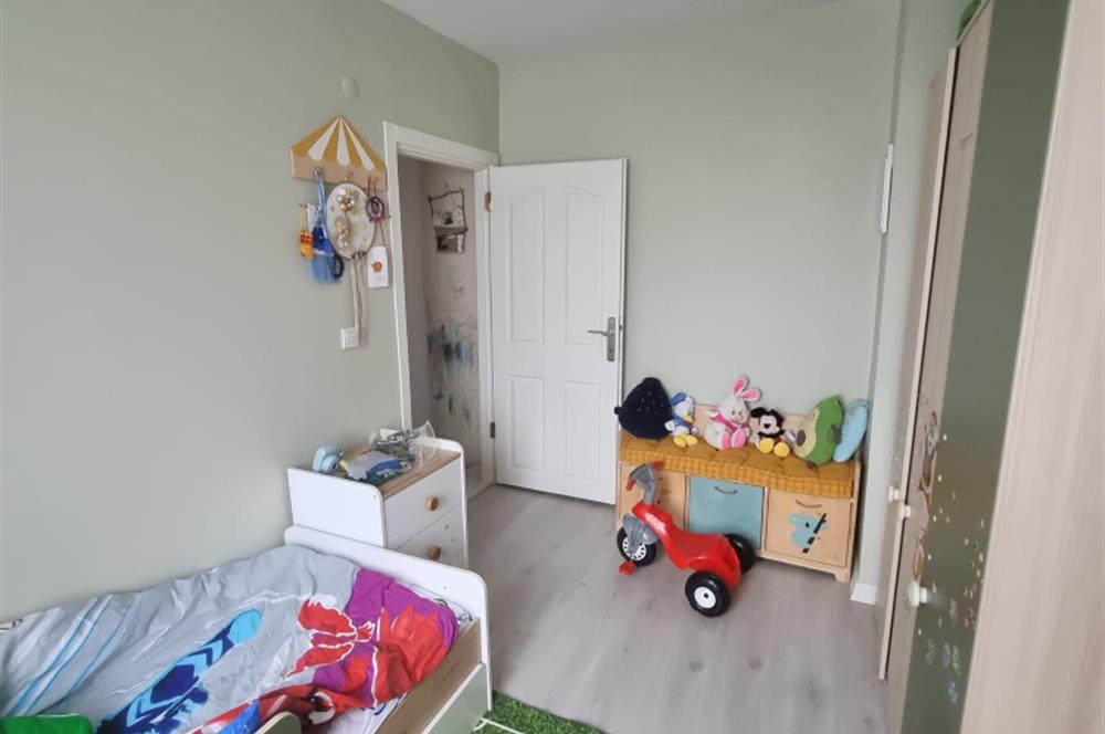 3+1 Ara Kat Daire İçi Komple Yenilenmiş,Masrafsız ,Krediye Uygun