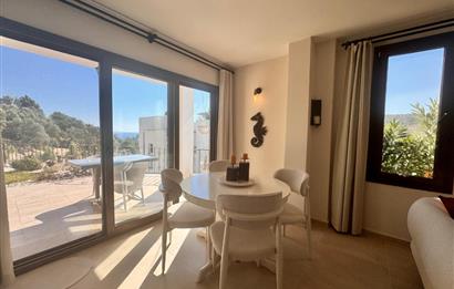 Bodrum Merkezde Deniz Manzaralı Bahçe Katı 3+1 Daire