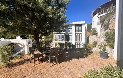 Bodrum Merkezde Deniz Manzaralı Bahçe Katı 3+1 Daire