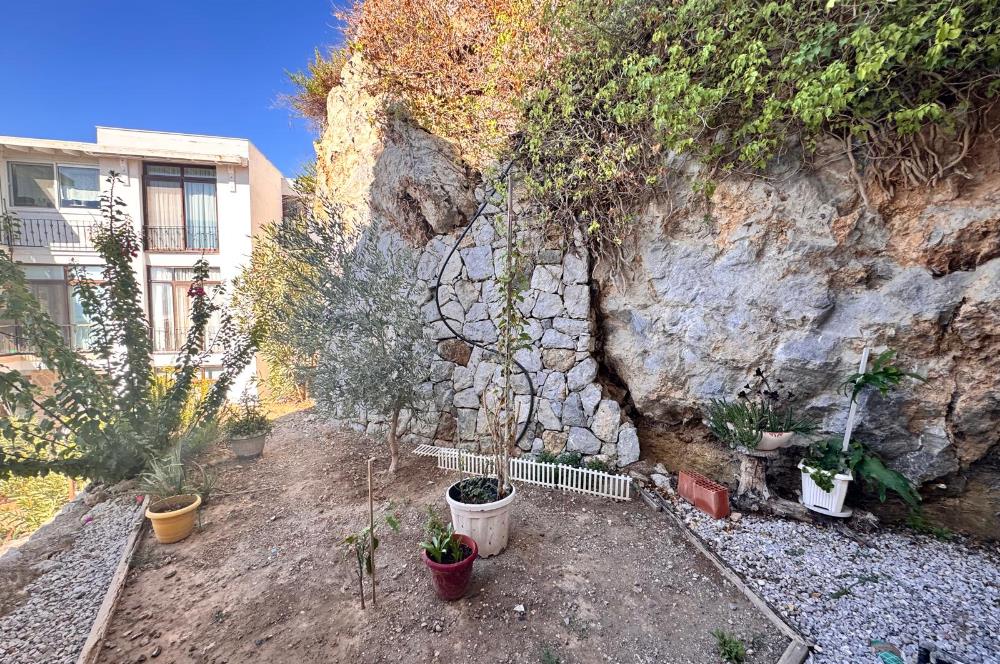 Bodrum Merkezde Deniz Manzaralı Bahçe Katı 3+1 Daire