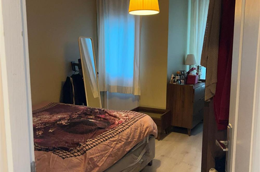 3+1 Ara Kat Daire İçi Komple Yenilenmiş,Masrafsız ,Krediye Uygun