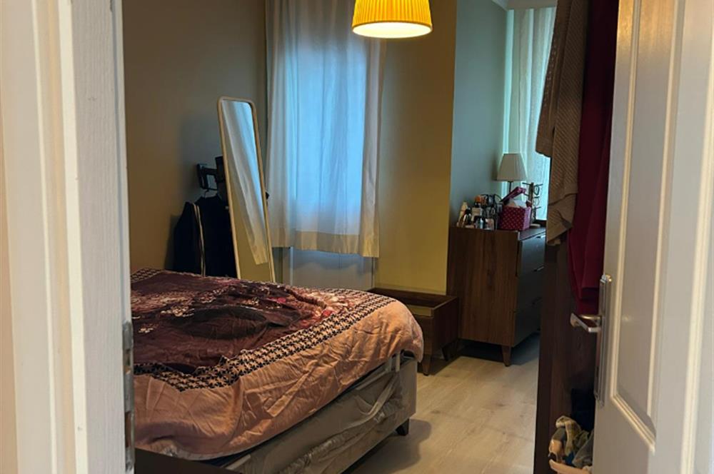 3+1 Ara Kat Daire İçi Komple Yenilenmiş,Masrafsız ,Krediye Uygun