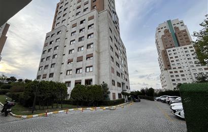Bahçeşehir Spradon Kulelerinde Özel Teraslı,Lüks Eşyalı, Manzaralı Satılık Daire