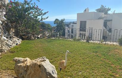 Bodrum Merkezde Deniz Manzaralı Bahçe Katı 3+1 Daire
