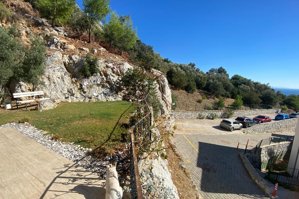 Bodrum Merkezde Deniz Manzaralı Bahçe Katı 3+1 Daire
