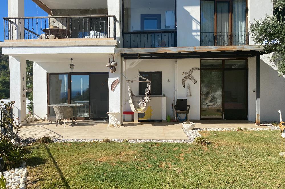 Bodrum Merkezde Deniz Manzaralı Bahçe Katı 3+1 Daire