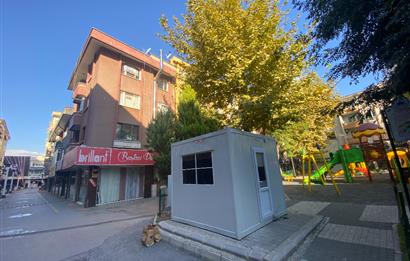 ADAPAZARI MERKEZ'DE 3 ODALI SATILIK OFİS 