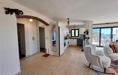Bodrum Merkezde Deniz Manzaralı Bahçe Katı 3+1 Daire